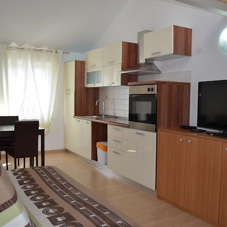 Apartments Matej & Irena Cres Zimmer foto